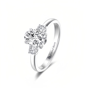 J Moissanite