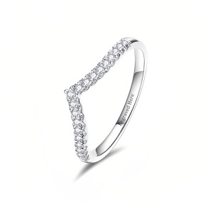 A Moissanite
