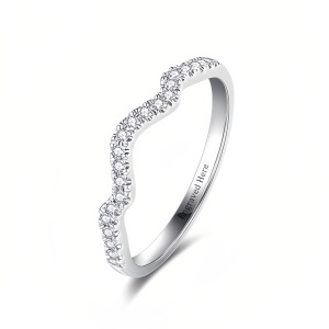 D Moissanite