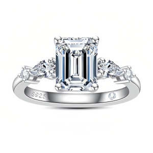 3.668cttw Emerald Cut