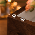 wholesale S925 Pure Silver Cute Small Cat Paw Print Earrings Women, Simple And Fashionable Minimalist Fresh Style Sterling Silver Ear Jewelry Wholesale-0-1