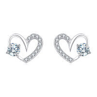 wholesale 925 Sterling Silver Elegant Heart-shaped Zircon Stud Earrings With Sparkling Accents-