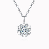 wholesale 925 Sterling Silver Elegant Snowflake Moissanite Pendant Necklace In Sterling Silver-