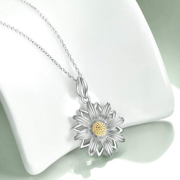 Sterling Silver Daisy Necklace-2