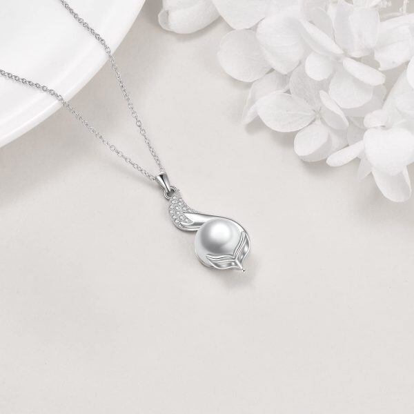 Sterling Silver Fox Pearl Necklace-1