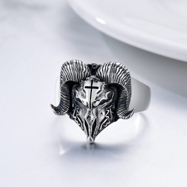 Sterling Silver Vintage Ring-1