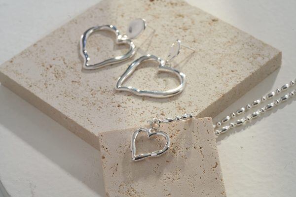 Sterling Silver Heart Hoop Dangle Earrings -5