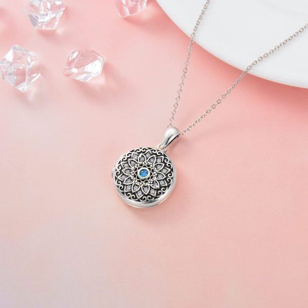 Sterling Silver Round Shape Photo Locket Necklace -4