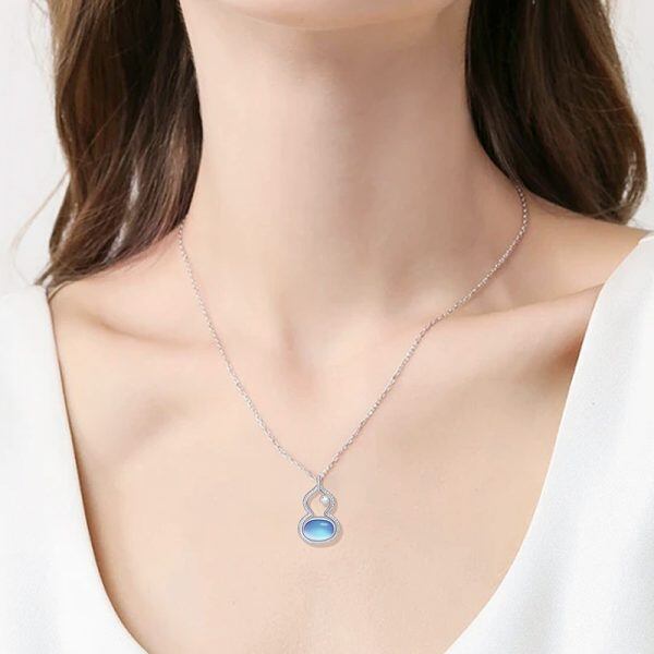 Sterling Silver Moonstone Gourd Pendant Necklace-3